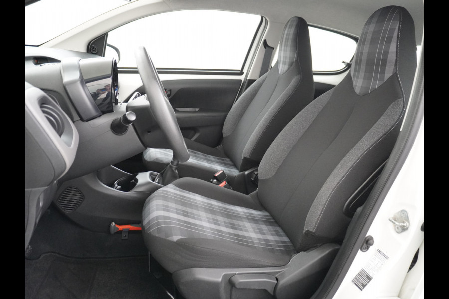 Peugeot 108 1.0I e-VTi 5Drs Airco Bluetooth Led Pack Premium Active Carkitt USB 915KG