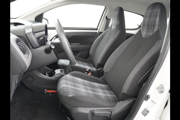 Peugeot 108 1.0I e-VTi 5Drs Airco Bluetooth Led Pack Premium Active Carkitt USB 915KG