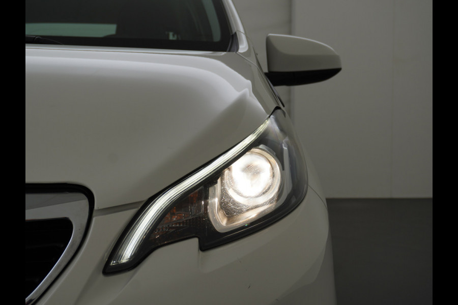 Peugeot 108 1.0I e-VTi 5Drs Airco Bluetooth Led Pack Premium Active Carkitt USB 915KG