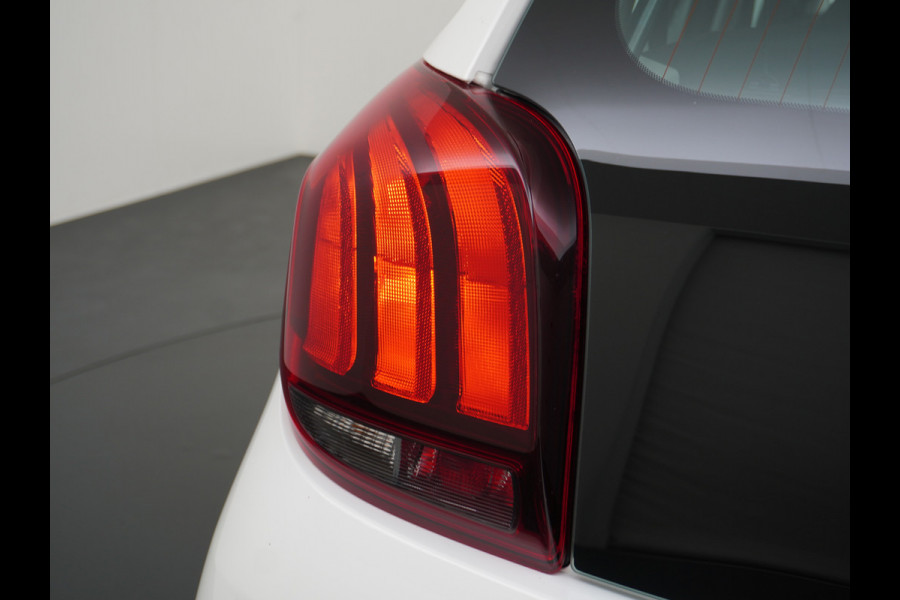 Peugeot 108 1.0I e-VTi 5Drs Airco Bluetooth Led Pack Premium Active Carkitt USB 915KG