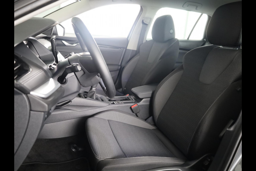 Škoda Octavia Combi 1.5 TSI Edition 115 pk | Verlengde garantie | Navigatie via App | Parkeersensoren | Apple Carplay/Android Auto | LED koplampen | Stoelverwarming |