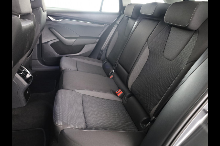 Škoda Octavia Combi 1.5 TSI Edition 115 pk | Verlengde garantie | Navigatie via App | Parkeersensoren | Apple Carplay/Android Auto | LED koplampen | Stoelverwarming |