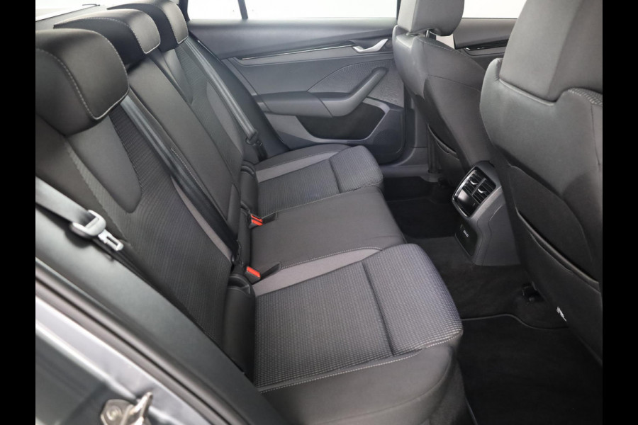Škoda Octavia Combi 1.5 TSI Edition 115 pk | Verlengde garantie | Navigatie via App | Parkeersensoren | Apple Carplay/Android Auto | LED koplampen | Stoelverwarming |