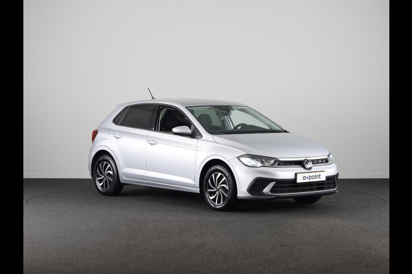 Volkswagen Polo 1.0 TSI Life Edition 95 pk Automaat (DSG) | Verlengde garantie | Navigatie via App | Parkeersensoren achter | Achteruitrijcamera | Adaptieve cruise control |