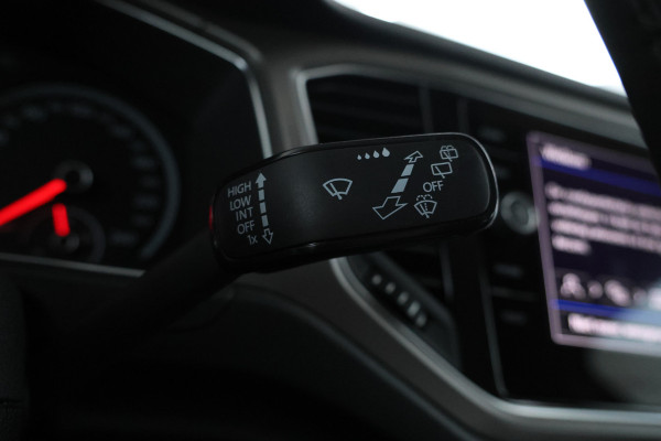 Volkswagen T-Roc 1.6 TDI Style Navigatie, Airco, Cruise.