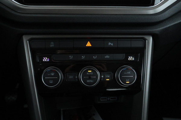 Volkswagen T-Roc 1.6 TDI Style Navigatie, Airco, Cruise.