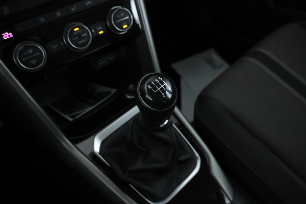 Volkswagen T-Roc 1.6 TDI Style Navigatie, Airco, Cruise.