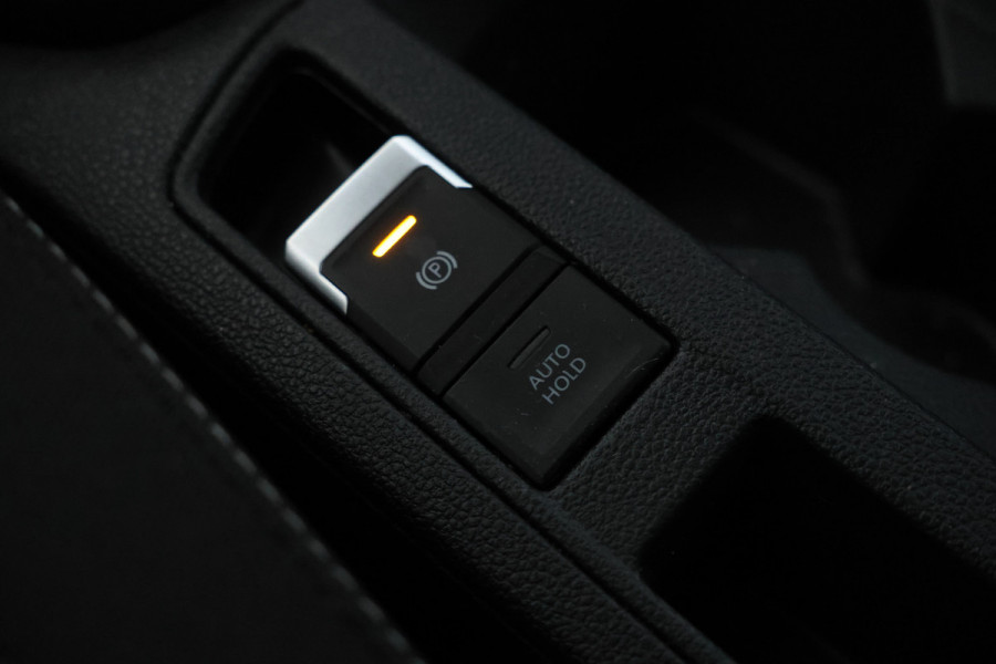 Volkswagen T-Roc 1.6 TDI Style Navigatie, Airco, Cruise.