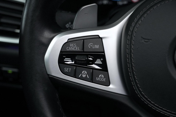 BMW X5 xDrive45e M Sport 395 PK | Pano-dak | CarPlay | ACC | HUD | Camera | Trekhaak | Memory | Led | Luchtvering | Dealer onderhouden