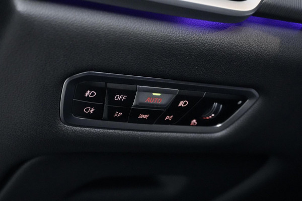 BMW X5 xDrive45e M Sport 395 PK | Pano-dak | CarPlay | ACC | HUD | Camera | Trekhaak | Memory | Led | Luchtvering | Dealer onderhouden