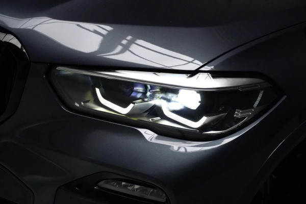 BMW X5 xDrive45e M Sport 395 PK | Pano-dak | CarPlay | ACC | HUD | Camera | Trekhaak | Memory | Led | Luchtvering | Dealer onderhouden
