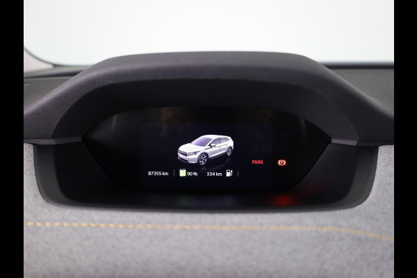 Škoda ENYAQ iV 60 180 pk | Navigatie | Parkeersensoren | Achteruitrijcamera | LED koplampen | Lederen/stof bekleding |