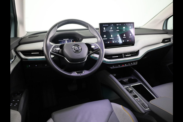 Škoda ENYAQ iV 60 180 pk | Navigatie | Parkeersensoren | Achteruitrijcamera | LED koplampen | Lederen/stof bekleding |