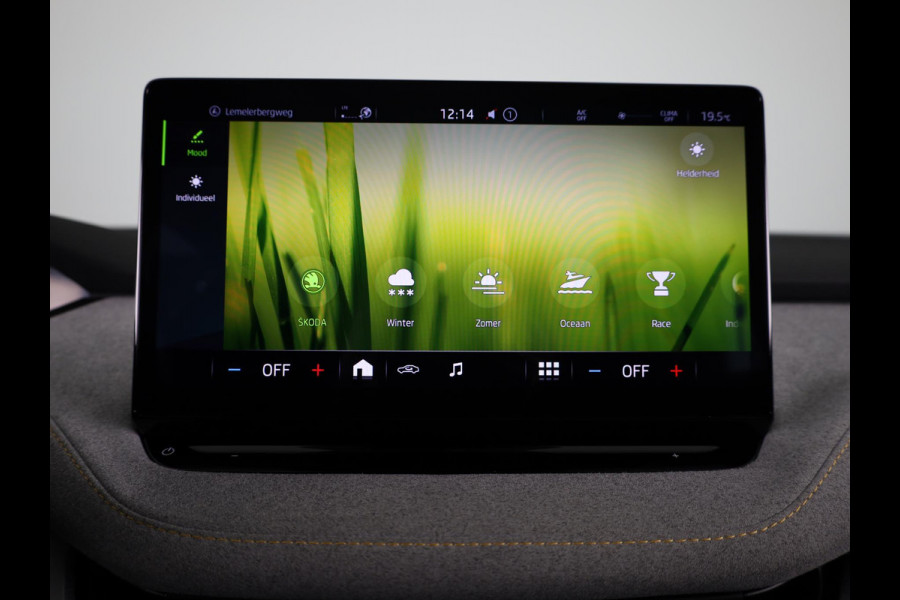 Škoda ENYAQ iV 60 180 pk | Navigatie | Parkeersensoren | Achteruitrijcamera | LED koplampen | Lederen/stof bekleding |