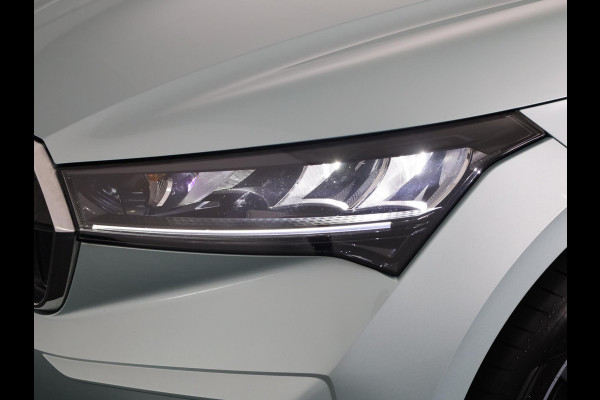 Škoda ENYAQ iV 60 180 pk | Navigatie | Parkeersensoren | Achteruitrijcamera | LED koplampen | Lederen/stof bekleding |