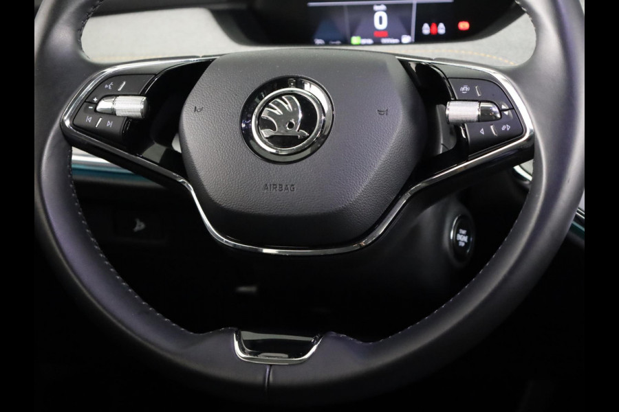 Škoda ENYAQ iV 60 180 pk | Navigatie | Parkeersensoren | Achteruitrijcamera | LED koplampen | Lederen/stof bekleding |