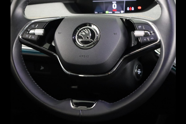 Škoda ENYAQ iV 60 180 pk | Navigatie | Parkeersensoren | Achteruitrijcamera | LED koplampen | Lederen/stof bekleding |