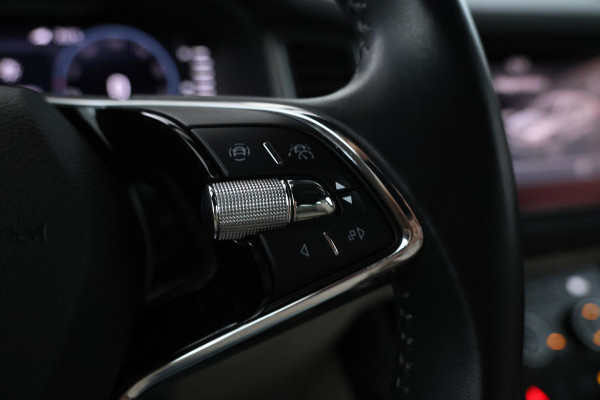 Škoda Kodiaq 1.5 TSI Business Edition 7p. Trekhaak, Digital dash, Volleder, Navigatie. Škoda Kodiaq 1.5 TSI Business Edition 7p. Trekhaak, Digital dash, Volleder, Navigatie.