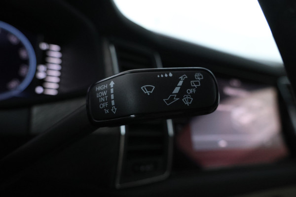 Škoda Kodiaq 1.5 TSI Business Edition 7p. Trekhaak, Digital dash, Volleder, Navigatie. Škoda Kodiaq 1.5 TSI Business Edition 7p. Trekhaak, Digital dash, Volleder, Navigatie.