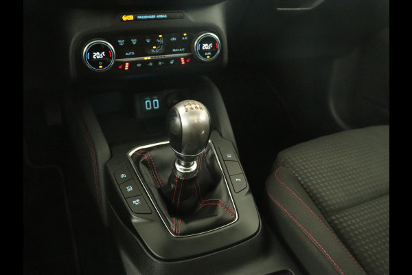 Ford Focus 1.0 EcoBoost Hybrid ST Line X Business | Panoramadak | Trekhaak | Head-up | Carplay | Camera | Stuurverwarming | Stoelverwarming | Adaptive cruise | LMV 17 inch | Sportstoelen