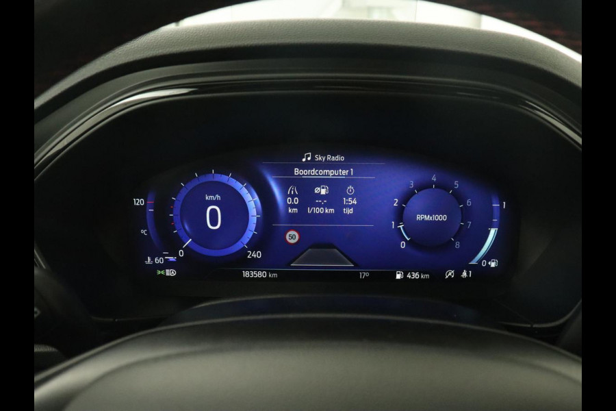 Ford Focus 1.0 EcoBoost Hybrid ST Line X Business | Panoramadak | Trekhaak | Head-up | Carplay | Camera | Stuurverwarming | Stoelverwarming | Adaptive cruise | LMV 17 inch | Sportstoelen
