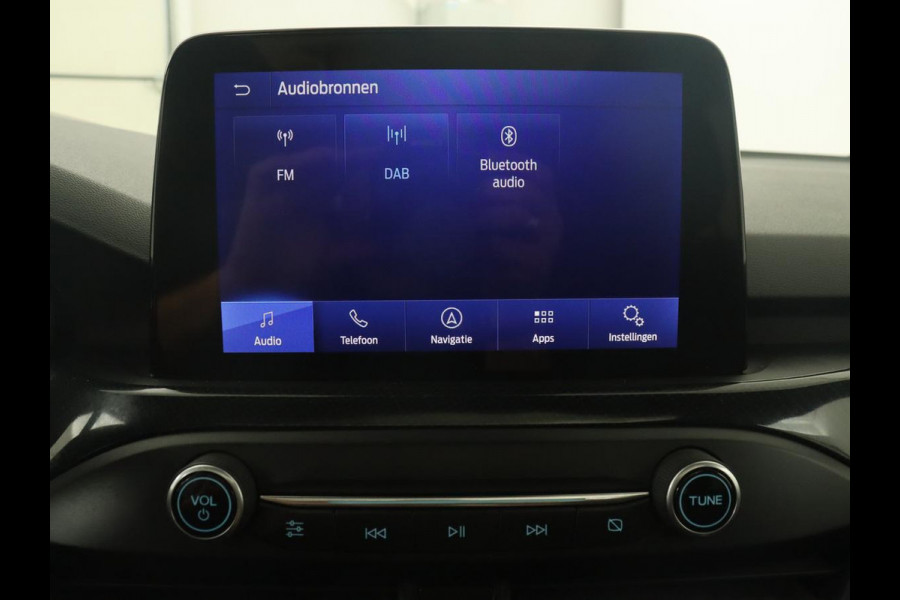 Ford Focus 1.0 EcoBoost Hybrid ST Line X Business | Panoramadak | Trekhaak | Head-up | Carplay | Camera | Stuurverwarming | Stoelverwarming | Adaptive cruise | LMV 17 inch | Sportstoelen