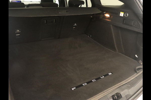 Ford Focus 1.0 EcoBoost Hybrid ST Line X Business | Panoramadak | Trekhaak | Head-up | Carplay | Camera | Stuurverwarming | Stoelverwarming | Adaptive cruise | LMV 17 inch | Sportstoelen