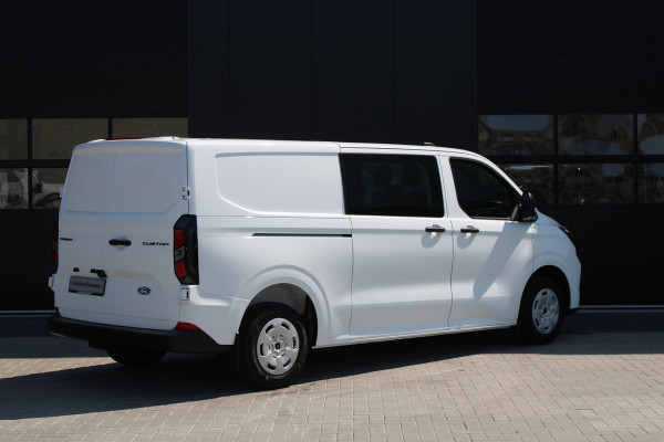 Ford Transit Custom 320 2.0 TDCI L2H1 Trend DC 136pk - Carplay - Android - Camera - Trekhaak - LED koplampen - Stoelverwarming - Draadloos laden - R