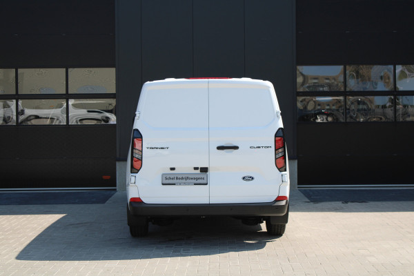Ford Transit Custom 320 2.0 TDCI L2H1 Trend DC 136pk - Carplay - Android - Camera - Trekhaak - LED koplampen - Stoelverwarming - Draadloos laden - R