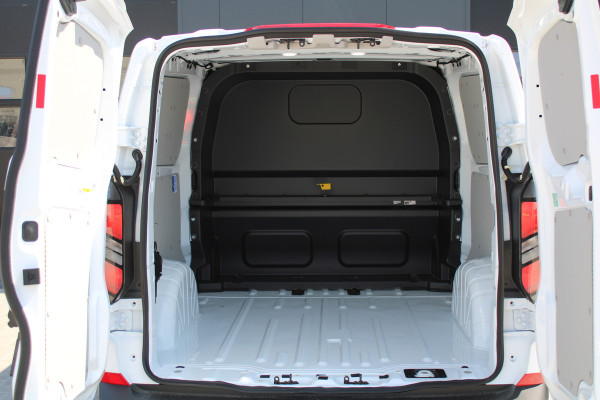 Ford Transit Custom 320 2.0 TDCI L2H1 Trend DC 136pk - Carplay - Android - Camera - Trekhaak - LED koplampen - Stoelverwarming - Draadloos laden - R