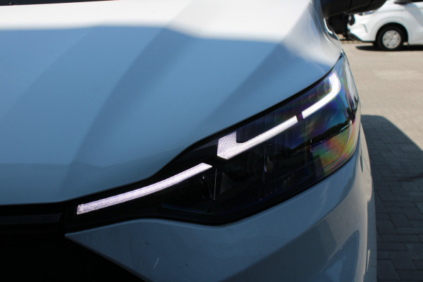 Ford Transit Custom 320 2.0 TDCI L2H1 Trend DC 136pk - Carplay - Android - Camera - Trekhaak - LED koplampen - Stoelverwarming - Draadloos laden - R