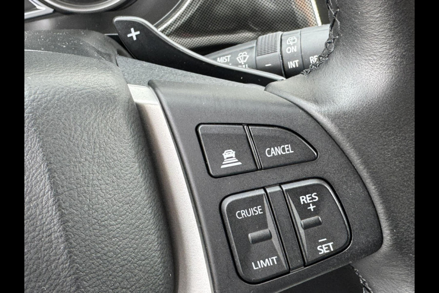 Suzuki Vitara 1.5 Hybrid Style Adaptive cruise Climate control Full LED Panoramadak Achteruitrijcamera Apple / Android