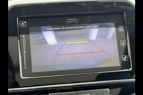 Suzuki Vitara 1.5 Hybrid Style Adaptive cruise Climate control Full LED Panoramadak Achteruitrijcamera Apple / Android