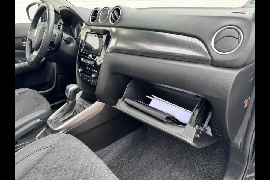 Suzuki Vitara 1.5 Hybrid Style Adaptive cruise Climate control Full LED Panoramadak Achteruitrijcamera Apple / Android