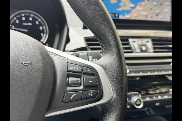 BMW X1 sDrive20i Business Edition Automaat Sport Line | HUD | LED verlichting | Sportstoelen | Head-up display | 18 inch lichtmetalen v