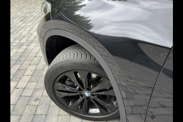 BMW X1 sDrive20i Business Edition Automaat Sport Line | HUD | LED verlichting | Sportstoelen | Head-up display | 18 inch lichtmetalen v