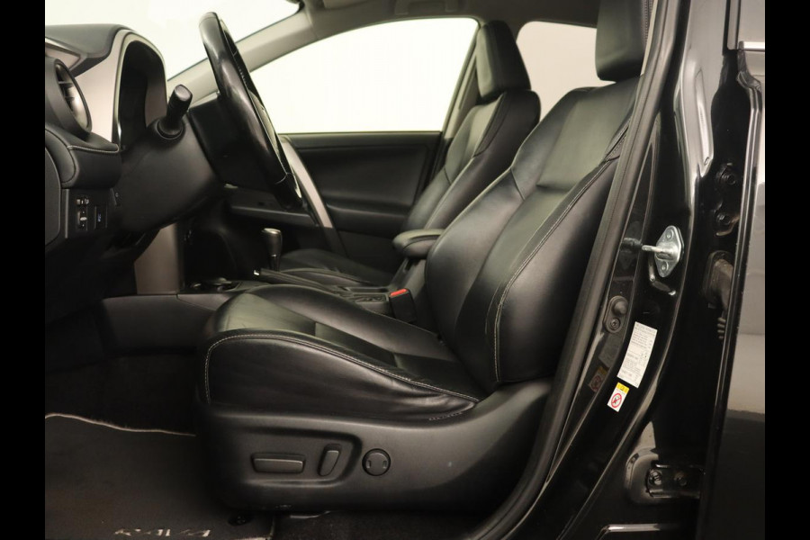 Toyota RAV4 2.5 Hybrid Executive | Trekhaak | Leder | 360 Camera | Stoelverwarming | Adaptive cruise | Navigatie | Memory | Bluetooth | JBL audio | Getint glas | Full LED
