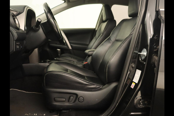 Toyota RAV4 2.5 Hybrid Executive | Trekhaak | Leder | 360 Camera | Stoelverwarming | Adaptive cruise | Navigatie | Memory | Bluetooth | JBL audio | Getint glas | Full LED
