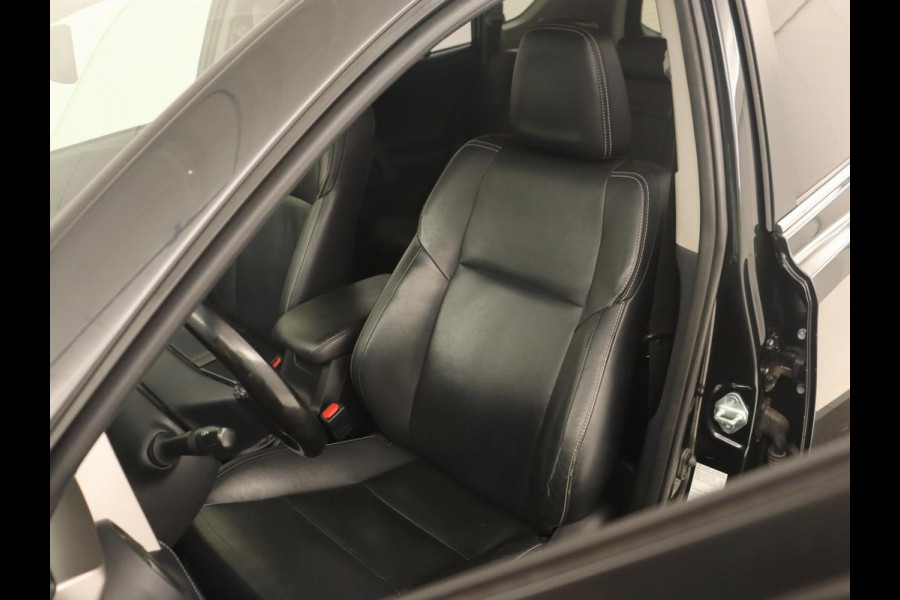Toyota RAV4 2.5 Hybrid Executive | Trekhaak | Leder | 360 Camera | Stoelverwarming | Adaptive cruise | Navigatie | Memory | Bluetooth | JBL audio | Getint glas | Full LED