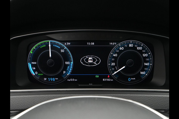 Volkswagen e-Golf E-DITION 136pk Navigatie Warmtepomp Virtual cockpit Acc 8