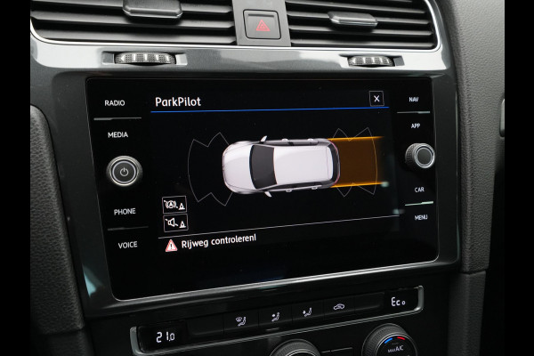 Volkswagen e-Golf E-DITION 136pk Navigatie Warmtepomp Virtual cockpit Acc 8