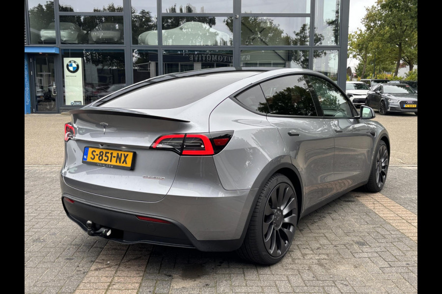 Tesla Model Y Performance AWD 75 kWh VAN: 44.900,- VOOR: 41.877,- UW HERSFTVOORDEEL: 3.023,- EURO 1e eigenaar | ORIGINEEL NL auto | TREKHAAK | TESLA VOLLEDIGE GARANTIE T/M 03-2027/80.000KM