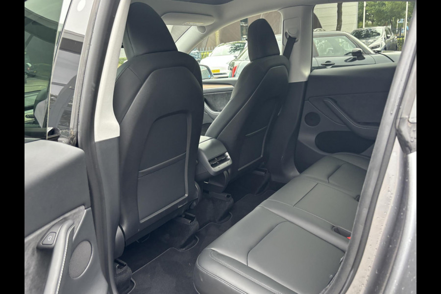 Tesla Model Y Performance AWD 75 kWh VAN: 44.900,- VOOR: 41.877,- UW HERSFTVOORDEEL: 3.023,- EURO 1e eigenaar | ORIGINEEL NL auto | TREKHAAK | TESLA VOLLEDIGE GARANTIE T/M 03-2027/80.000KM