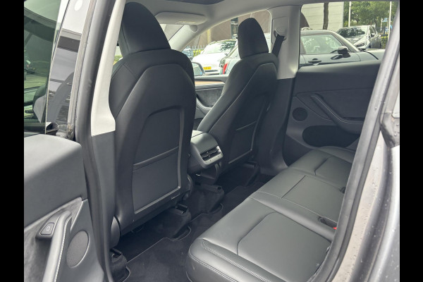 Tesla Model Y Performance AWD 75 kWh VAN: 44.900,- VOOR: 41.877,- UW HERSFTVOORDEEL: 3.023,- EURO 1e eigenaar | ORIGINEEL NL auto | TREKHAAK | TESLA VOLLEDIGE GARANTIE T/M 03-2027/80.000KM