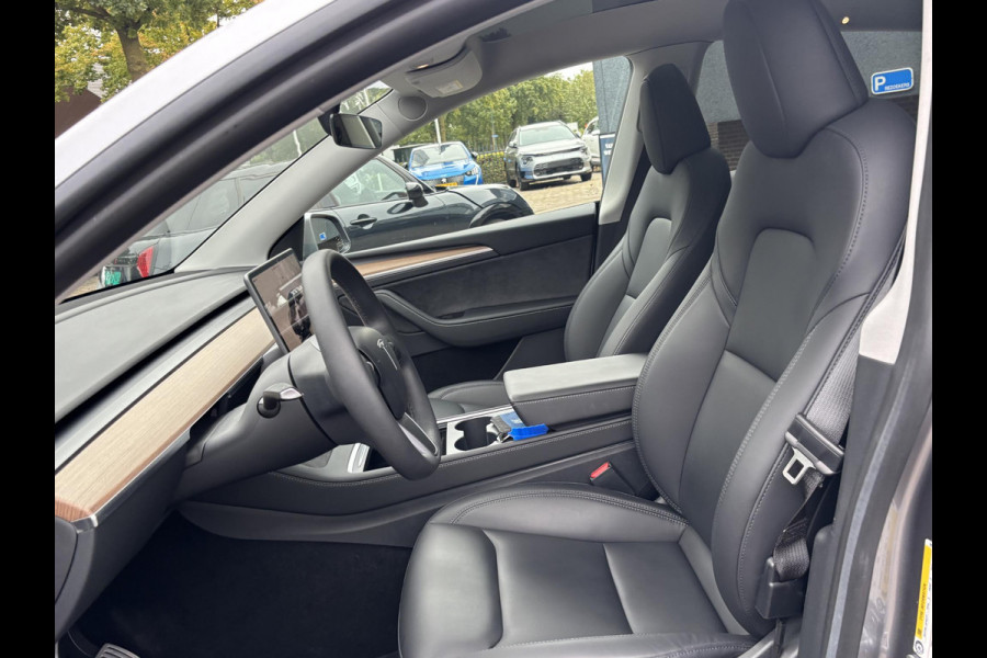 Tesla Model Y Performance AWD 75 kWh VAN: 44.900,- VOOR: 41.877,- UW HERSFTVOORDEEL: 3.023,- EURO 1e eigenaar | ORIGINEEL NL auto | TREKHAAK | TESLA VOLLEDIGE GARANTIE T/M 03-2027/80.000KM