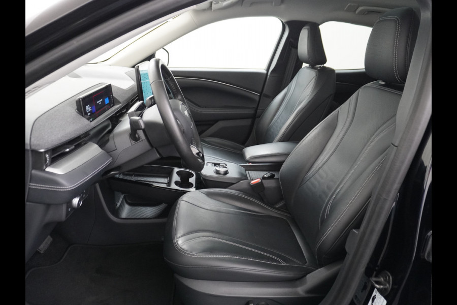 Ford Mustang Mach-E RWD 75kWh Leer+Elektr.+Geheugen 360°Camera Adapive-Cr. Pano-dak B&O®-SoundMemory Seat Apple Carplay Android Auto Navi Ecc Stoel+Stuurverwarming Keyless Origineel Nederlandse Auto
