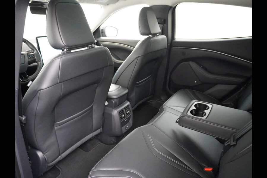 Ford Mustang Mach-E RWD 75kWh Leer+Elektr.+Geheugen 360°Camera Adapive-Cr. Pano-dak B&O®-SoundMemory Seat Apple Carplay Android Auto Navi Ecc Stoel+Stuurverwarming Keyless Origineel Nederlandse Auto