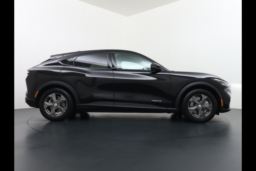Ford Mustang Mach-E RWD 75kWh Leer+Elektr.+Geheugen 360°Camera Adapive-Cr. Pano-dak B&O®-SoundMemory Seat Apple Carplay Android Auto Navi Ecc Stoel+Stuurverwarming Keyless Origineel Nederlandse Auto