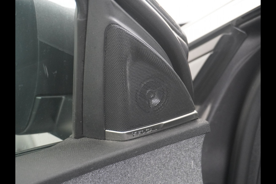 Peugeot 5008 7-Pers. 1.2T 131PK AUT-8 360°Camera Apple Carplay Android Auto Adap.Cruise 19" Elek.AchterklepFocal®-Hifi Audio Panoramaschuif-d 1e Eigenaar Origineel Nederlandse Auto Zeer compleet Origin. NLse auto