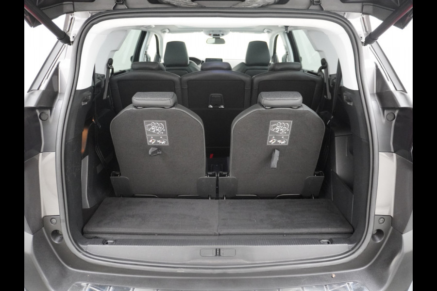 Peugeot 5008 7-Pers. 1.2T 131PK AUT-8 360°Camera Apple Carplay Android Auto Adap.Cruise 19" Elek.AchterklepFocal®-Hifi Audio Panoramaschuif-d 1e Eigenaar Origineel Nederlandse Auto Zeer compleet Origin. NLse auto